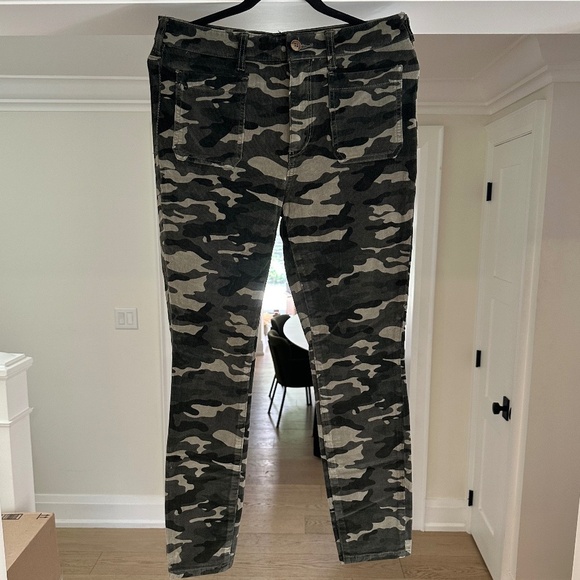 Anthropologie Pilcro Green Grey Camo Corduroy High Rise Skinny Jeans, Size 30 - Picture 2 of 14